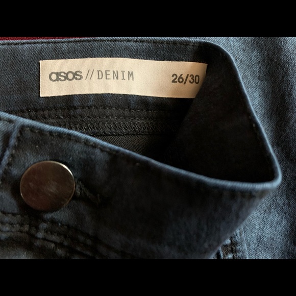 ASOS High Waisted Mottled Wash Jeans - Picture 8 of 8